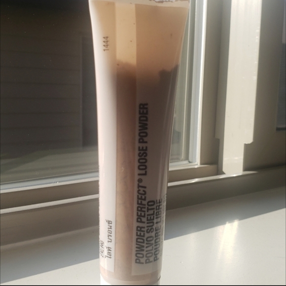 🆕️MK- Dark Beige/Bronze Foundation Bundle - Picture 7 of 9
